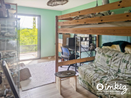 
                                                                                        Vente
                                                                                         Maison familiale avec piscine et vue d’exception