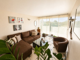 
                                                                                        Vente
                                                                                         Maison familiale – beaux volumes, grand terrain et fort potentiel