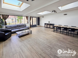 
                                                                                        Vente
                                                                                         Maison familiale centre ville Acheres