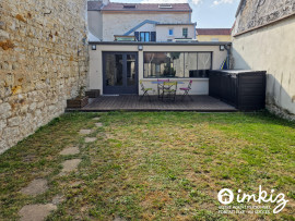 
                                                                                        Vente
                                                                                         Maison familiale centre ville Acheres