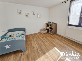 
                                                                                        Vente
                                                                                         Maison familiale centre ville Acheres