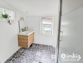 
                                                                                        Vente
                                                                                         Maison familiale centre ville Acheres