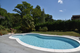 
                                                                                        Vente
                                                                                         MAISON FAMILIALE D'ARCHITECTE SUD REVERMONT 182 m²