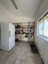 Vente
Maison familiale de 6 chambres sur vaste terrain