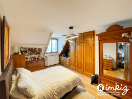 
                                                                                        Vente
                                                                                         Maison familiale de 6 pièces au Plessis Bouchard