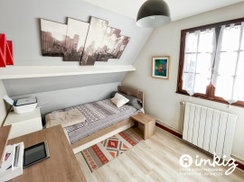 
                                                                                        Vente
                                                                                         Maison familiale de 6 pièces au Plessis Bouchard