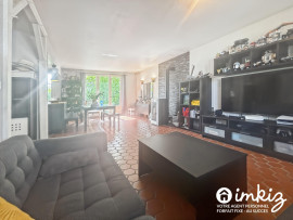 
                                                                                        Vente
                                                                                         Maison familiale de plein pied avec jardin