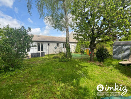 
                                                                                        Vente
                                                                                         Maison familiale de plein pied avec jardin