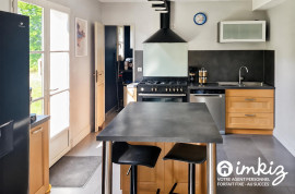 
                                                                                        Vente
                                                                                         Maison familiale récente 140m² avec jardin