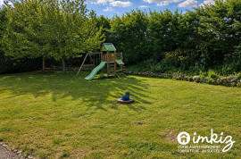 
                                                                                        Vente
                                                                                         Maison familiale récente 140m² avec jardin