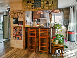 
                                                                                        Vente
                                                                                         Maison familiale - Véranda lumineuse & piscine