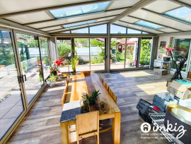 
                                                                                        Vente
                                                                                         Maison familiale - Véranda lumineuse & piscine