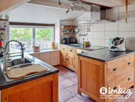 Vente
Maison +gîte de 6chambres et 6sdd+piscine
