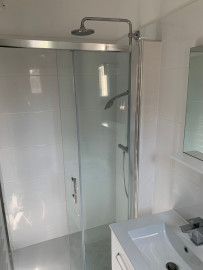 
                                                                                        Location
                                                                                         Maison indépendante dans un agréable jardin à 15 min du centre de Paris (loyer tout inclus)