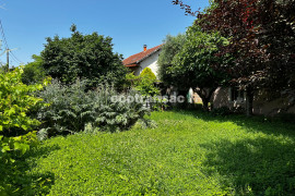 
                                                                                        Vente
                                                                                         Maison individuelle 121 m² Carrez / 202 m² habitables – Terrain de 926 m² – Vénissieux