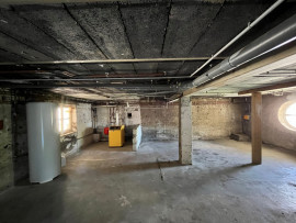 Vente
MAISON INDIVIDUELLE AVEC JARDIN - LYON 8