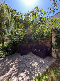 Vente
MAISON INDIVIDUELLE A RENOVER AVEC JARDIN - LYON 8