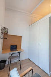 
                                                                                        Colocation
                                                                                         Maison LA RUCHE - Chambre 9m² - Paris - 1108€/mois CC