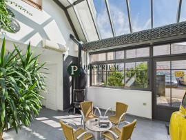 
                                                                                        Vente
                                                                                         Maison, Loft/Atelier, Local commercial - 795 000 € - Province, 17 - Charente-maritime - La rochelle