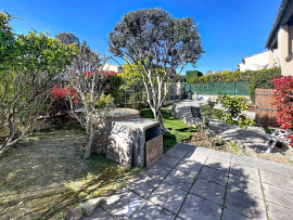 
                                                                                        Vente
                                                                                         Maison  - Maison de ville  - 3 pièces  - 129.6 m²