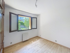 
                                                                                        Vente
                                                                                         Maison  - Maison individuelle  - 4 pièces  - 130.0 m²