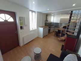 
                                                                                        Location
                                                                                         Maison meublé 1 chambre et bureau Picquigny