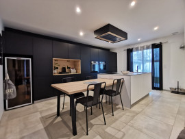 
                                                                                        Location
                                                                                         Maison meublé T4 130m² à Cambes