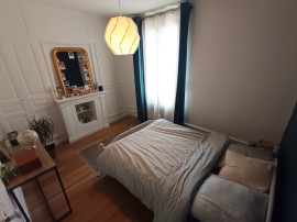 
                                                                                        Location
                                                                                         Maison meublée, T4 avec cour et véranda