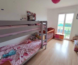 
                                                                                        Location
                                                                                         Maison mitoyenne