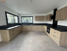 
                                                                                        Location
                                                                                         Maison neuve 3 chambres garage proche Amiens