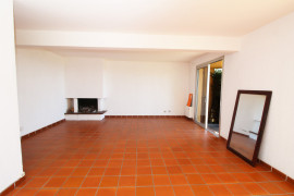 
                                                                                        Vente
                                                                                         Maison Nice Gairaut 108m2 Vue Mer au calme avec 600m2 de jardin