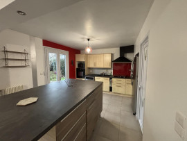 
                                                                                        Location
                                                                                         Maison pavillonnaire meublée –  Vallée Violette