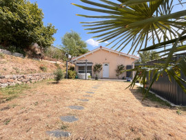 
                                                                                        Vente
                                                                                         Maison plain-pied 106 m2 - 3 chambres - VILLECHENEVE