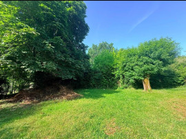 
                                                                                        Vente
                                                                                         Maison plain pied 3 chambres avec grange attenante, terrain de 1150m2