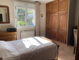 
                                                                                        Vente
                                                                                         Maison plain-pied 3 Chbes sur 980 m², piscine
