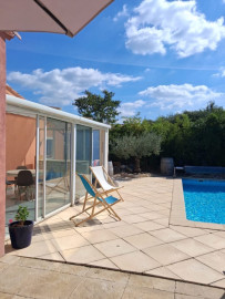
                                                                                        Vente
                                                                                         Maison plain-pied 3 chbres + bureau sur 700m²