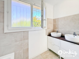 
                                                                                        Vente
                                                                                         Maison provençale rénovée