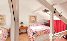 
                                                                                        Vente
                                                                                         Maison provençale  T6 piscine et garage