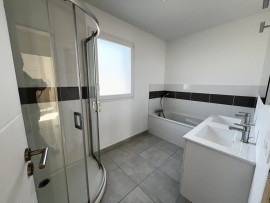 
                                                                                        Vente
                                                                                         Maison récente avec jardin et garage – 3 chambres – Angers