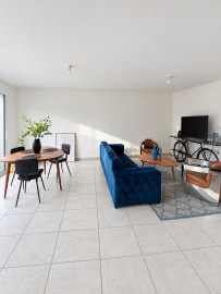 
                                                                                        Vente
                                                                                         Maison récente avec jardin et garage – 3 chambres – Angers