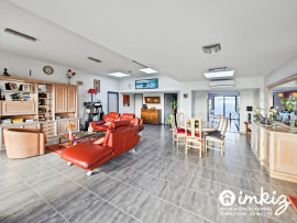 
                                                                                        Vente
                                                                                         Maison récente et spacieuse