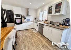 Vente
Maison récente T5 de 112 m² de plain-pied