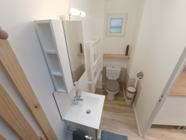 Location
Maison rénovée 1 chambre, cour.