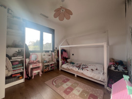 
                                                                                        Vente
                                                                                         Maison rénovée - 5 chambres - Grézieu-la-Varenne