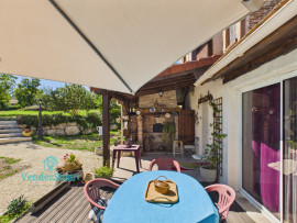 
                                                                                        Vente
                                                                                         Maison rénovée, Lieu unique sans vis-à-vis – Vue exceptionnelle – Charme et nature