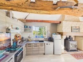 
                                                                                        Vente
                                                                                         Maison rénovée, Lieu unique sans vis-à-vis – Vue exceptionnelle – Charme et nature