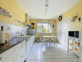 
                                                                                        Vente
                                                                                         Maison SAINT-LO secteur hôpital avec une vie de plain pied 