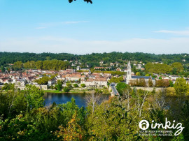 Vente
Maison située sur hauteur avec grand terrasse