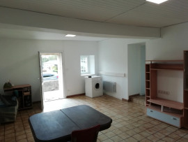 
                                                                                        Location
                                                                                         Maison T3 75m² à Quinsac