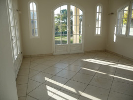 
                                                                                        Location
                                                                                         Maison T4 129m² à Saint-Caprais-de-Bordeaux